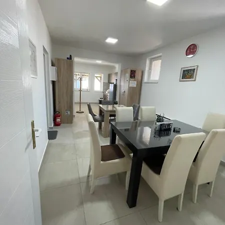 Apartment Katarina Novi Knezevac